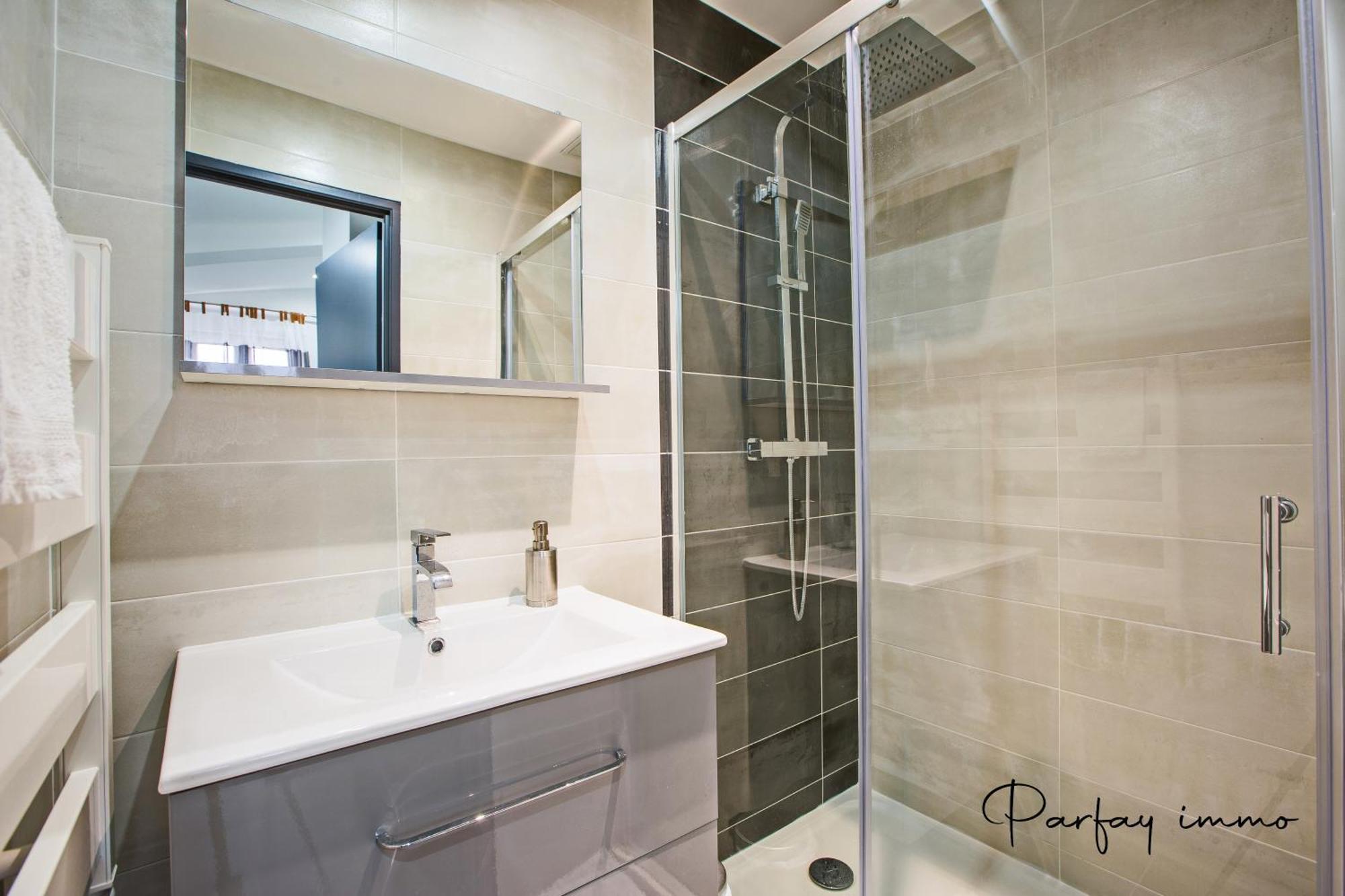 Agreable Et Moderne 2 Pieces ~ Confort Et Design Clermont-Ferrand Eksteriør billede